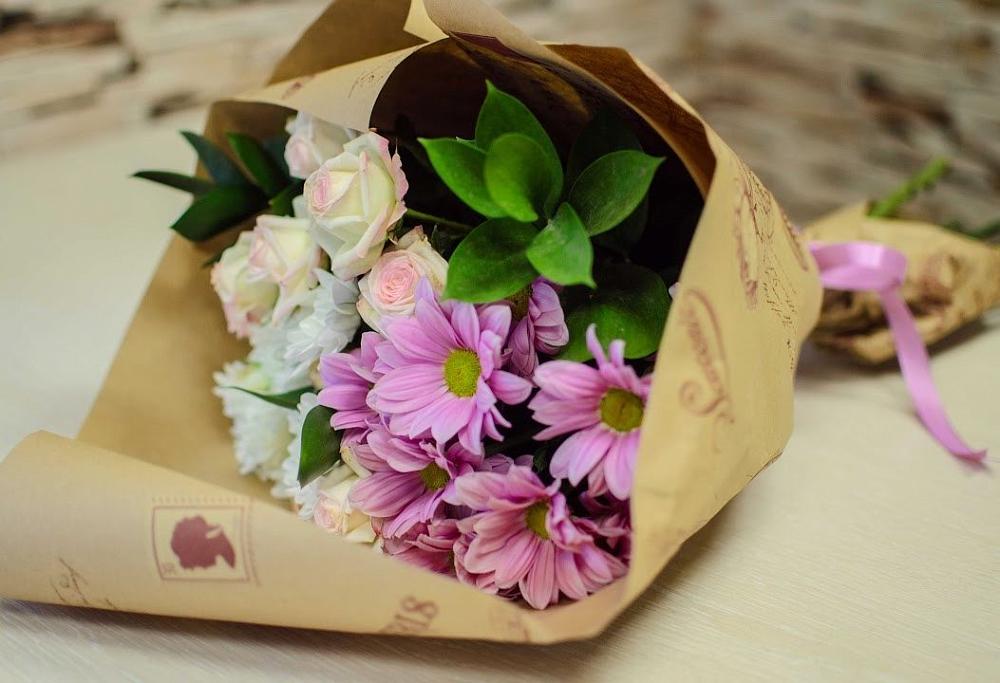 Букет цветов из: Розы и Хризантемы в Ваче