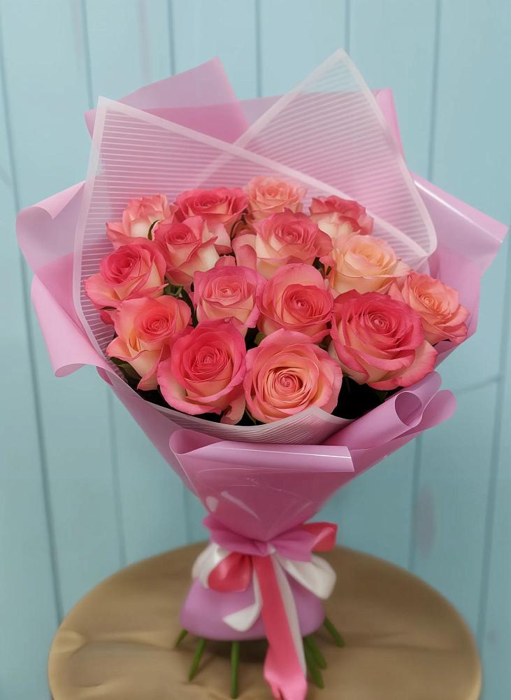 Букет 15 Розовых роз Равель в Ваче