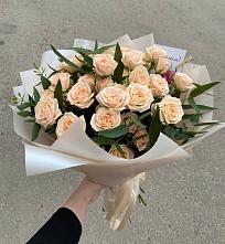 Букет Кремовые розы Латте в Ваче