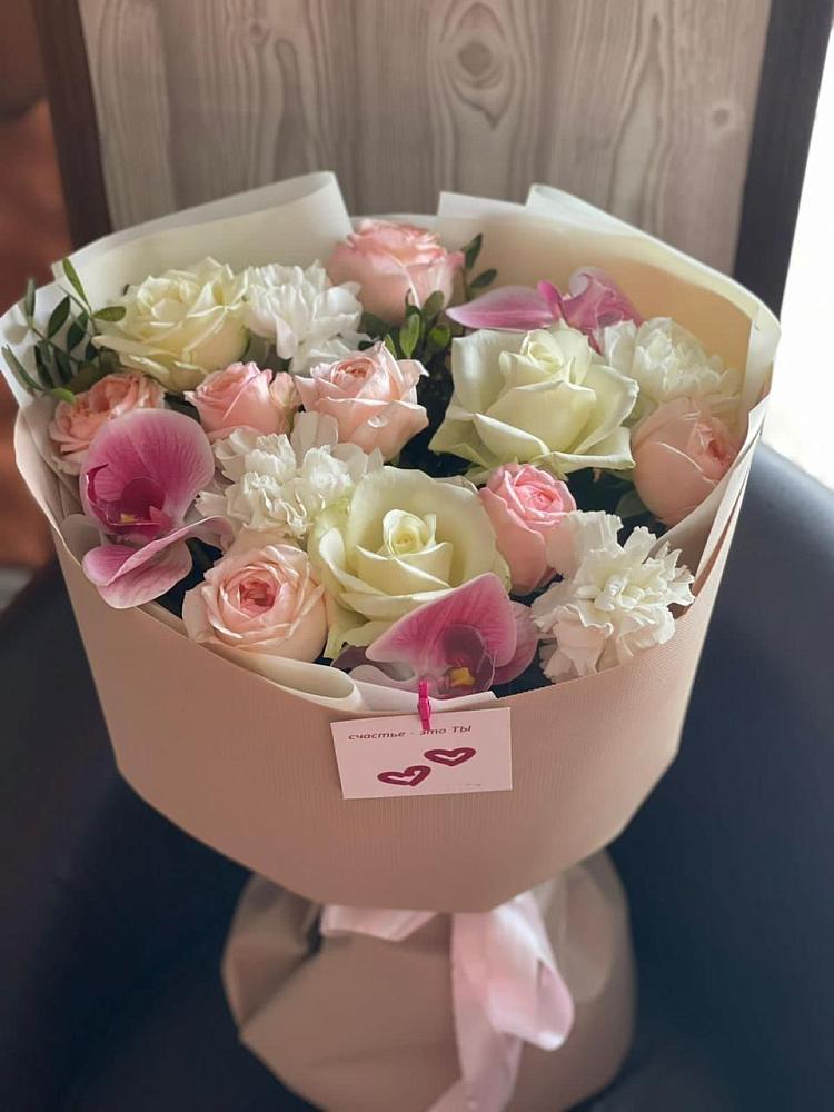 Букет цветов из: Орхидеи, Розы и Гвоздики в Ваче