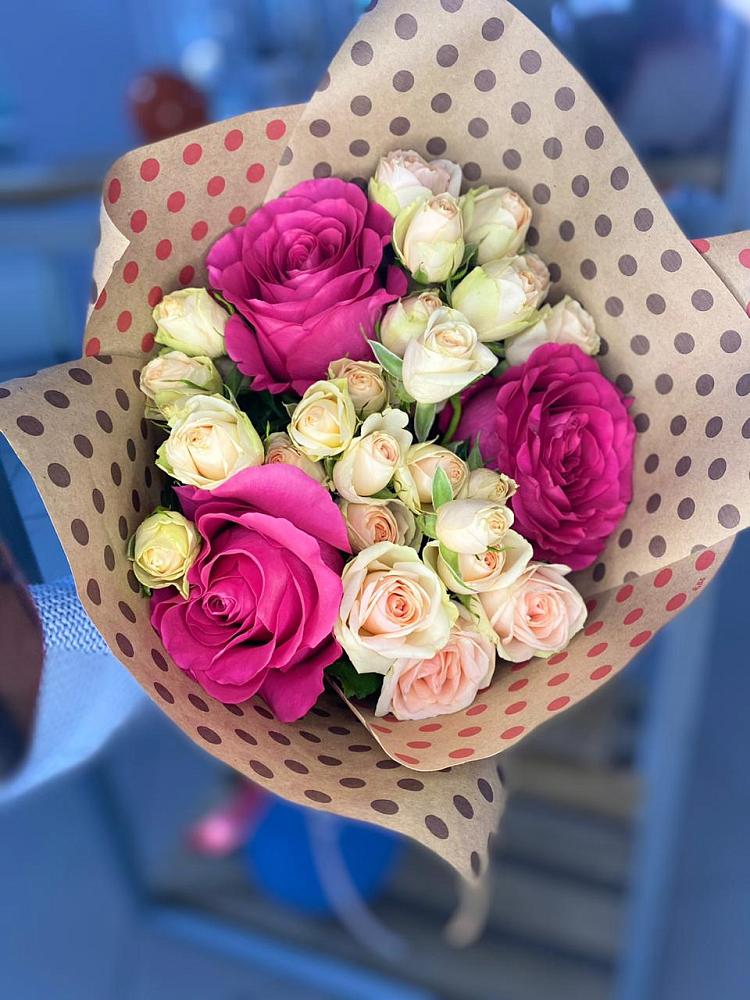 Букет цветов из: Розы в Ваче