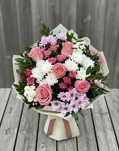 Букет цветов из:  Альстромерии, Гвоздики, Розы и Хризантемы в Ваче