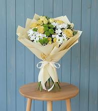 Букет цветов из:  Хризантемы и Розы в Ваче